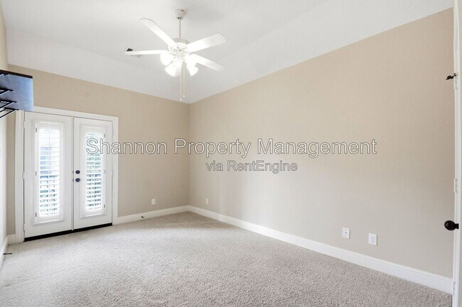 Building Photo - 5642 Petty St