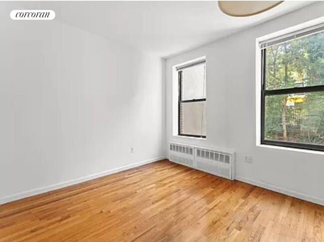 Building Photo - 10 Fort Greene Pl