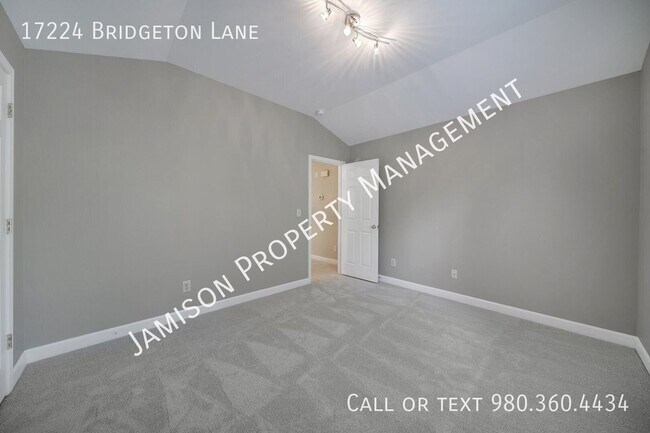 Building Photo - 17224 Bridgeton Ln