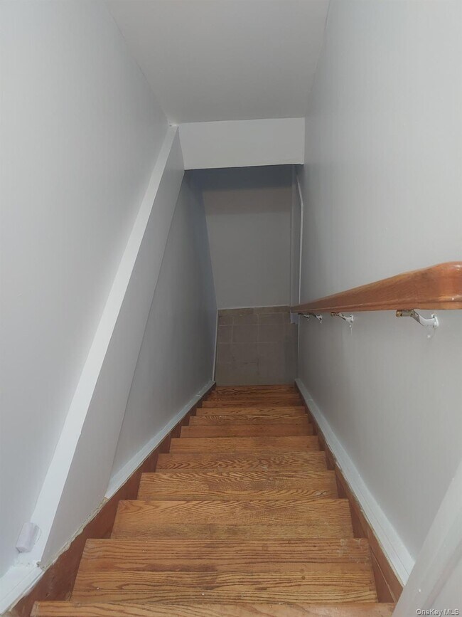 Building Photo - 81-12 Commonwealth Blvd