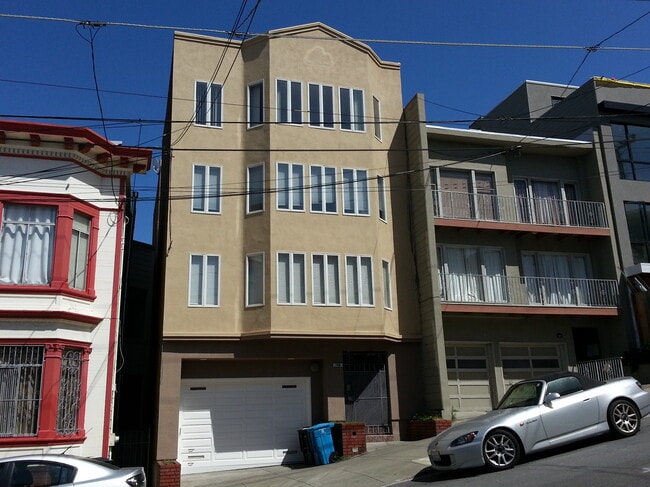Building Photo - 746 Spruce St