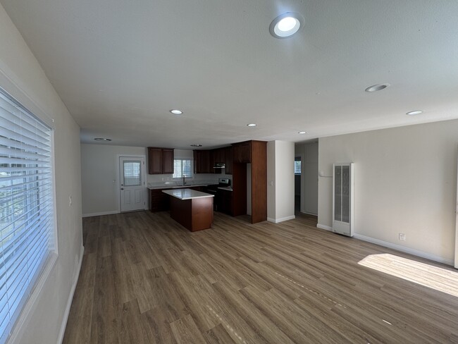 Building Photo - 1802 247th St