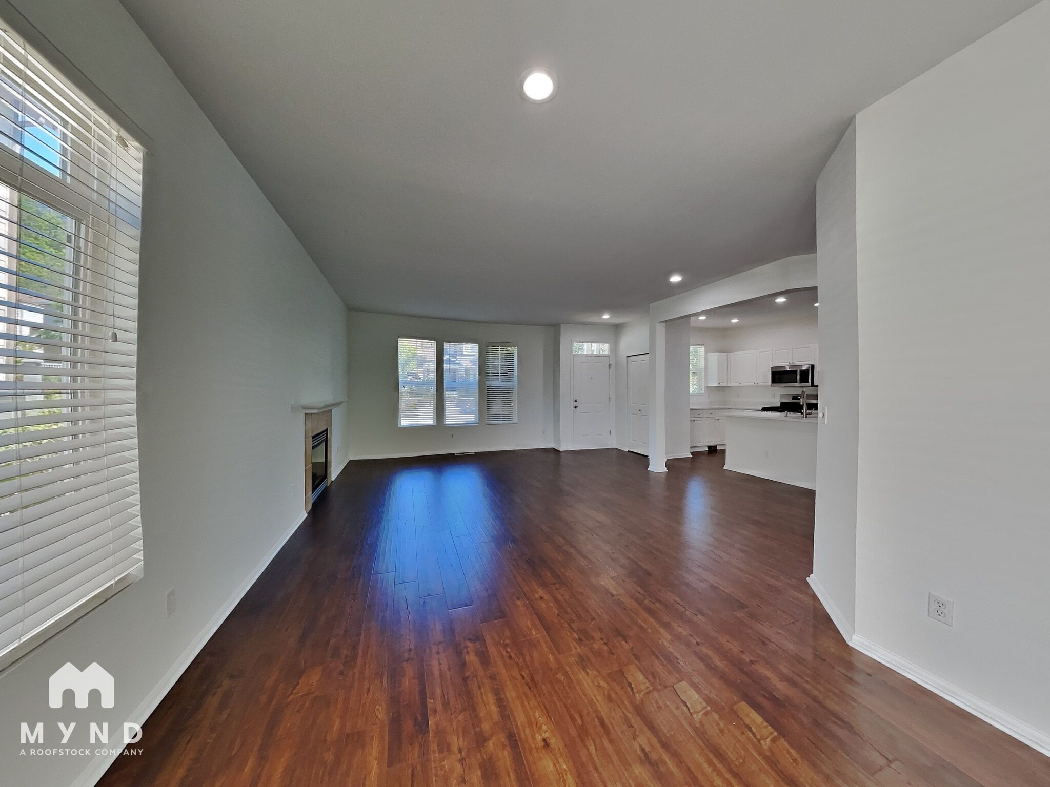 Building Photo - 17061 Parkside Way SE