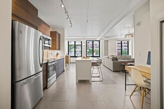 Building Photo - Logan Circle Condo