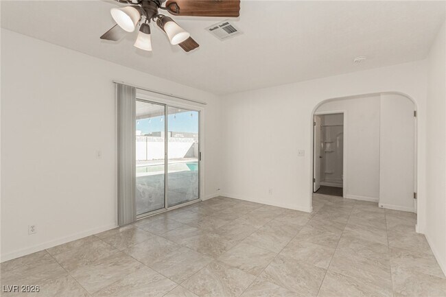 Building Photo - 6358 Meadowlark Ln