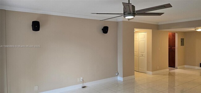 Building Photo - 10777 W Sample Rd