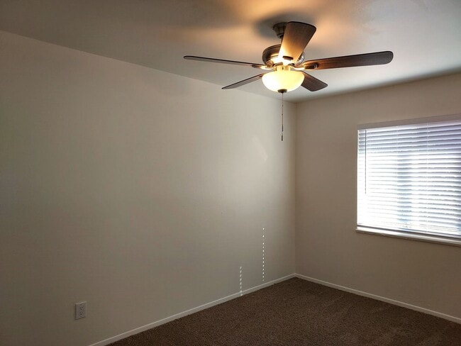 Building Photo - 6091 Horton Dr