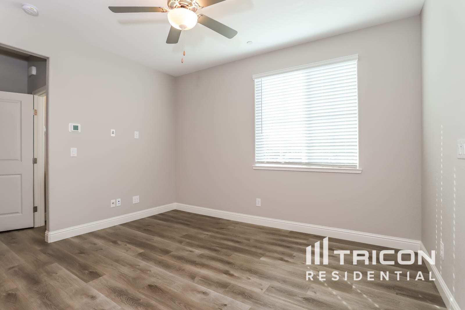 Building Photo - 2657 River Rd Ln