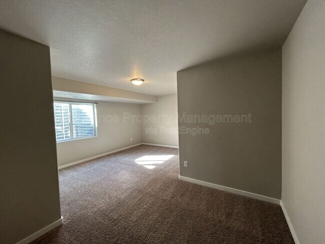 Building Photo - 8223 Wheatland Dr