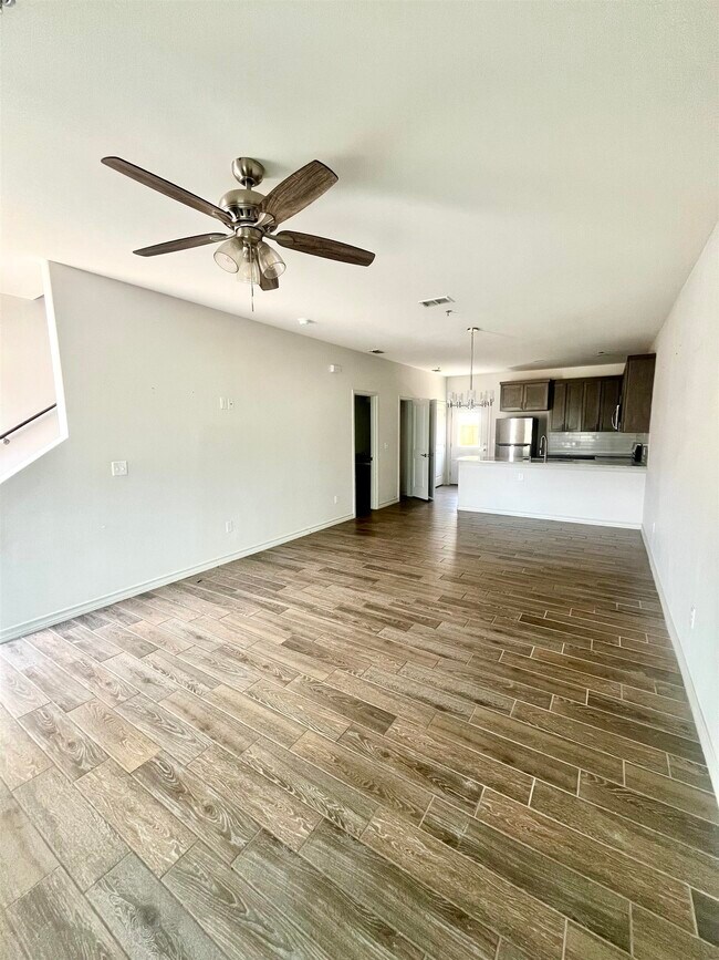 Building Photo - 7615 Laguna Del Mar Ct