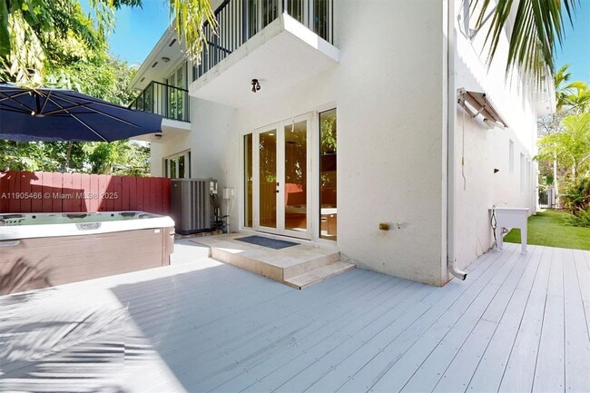 Building Photo - 3180 New York St