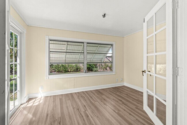 Building Photo - 640 Jaeger Dr