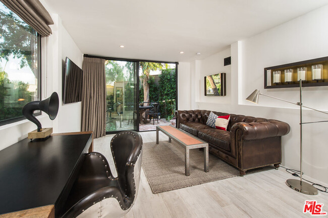 Building Photo - 8555 W Sunset Blvd