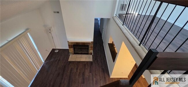 Building Photo - 602 Ravens Crest Dr
