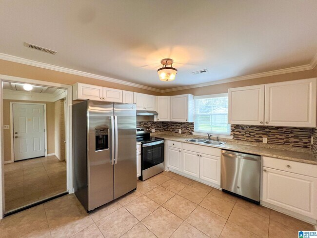 Building Photo - 5765 US-280