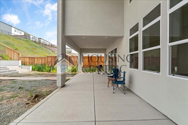 Building Photo - New Construction Executive Rental Home in ...