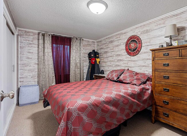 Building Photo - 3029 Saratoga Dr