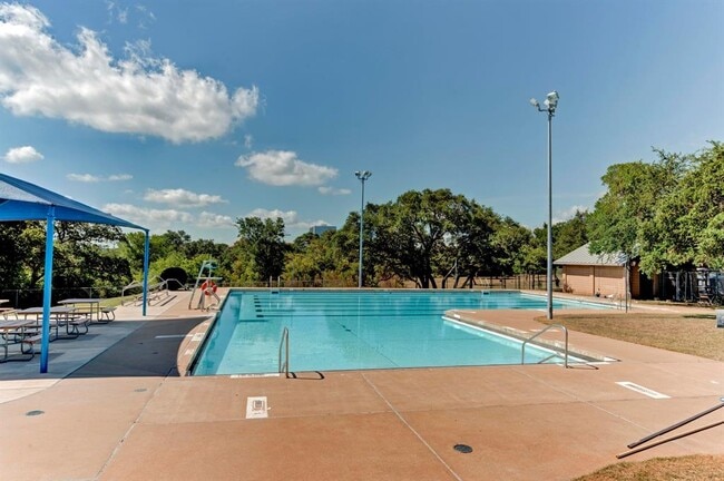 Building Photo - 4615 Sidereal Dr