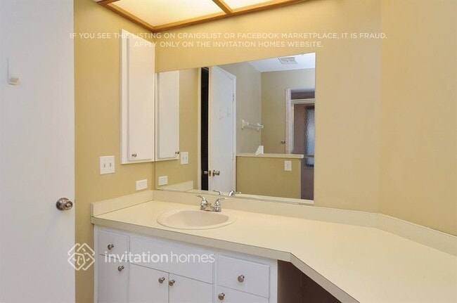 Building Photo - 5023 Orange Grove Way