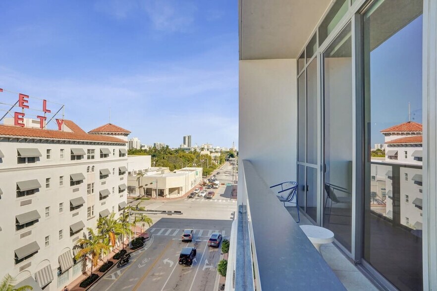 Building Photo - 1220 17th St