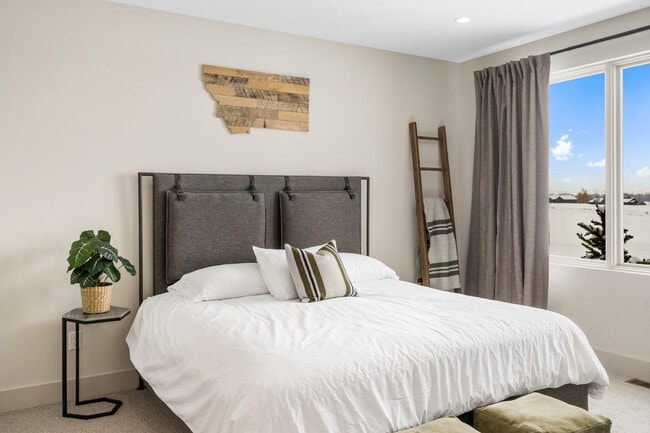 Building Photo - 45 Duckhorn Ln