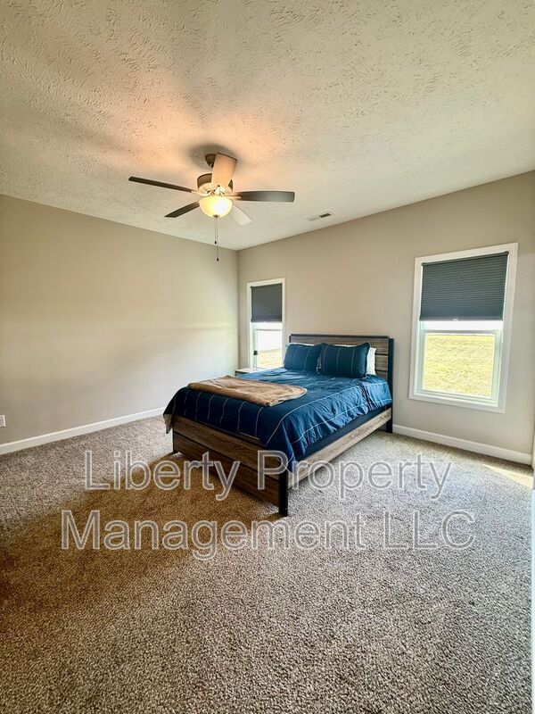 Building Photo - 378 Sandy Grove Rd