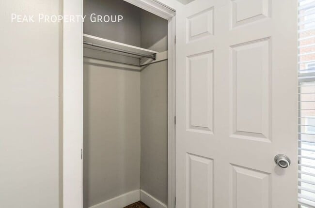 Building Photo - 24 Chittenden Ave