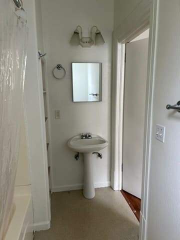 Building Photo - 125 W Cedar St