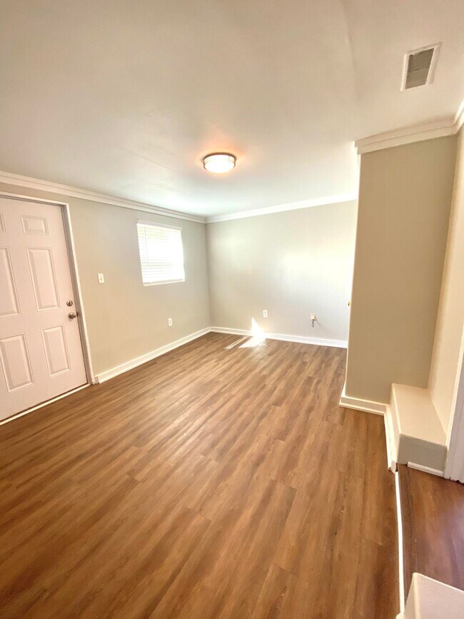 Building Photo - 4069 Christopher Ln