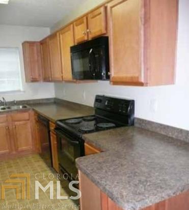 Building Photo - 123 Saine Dr SW
