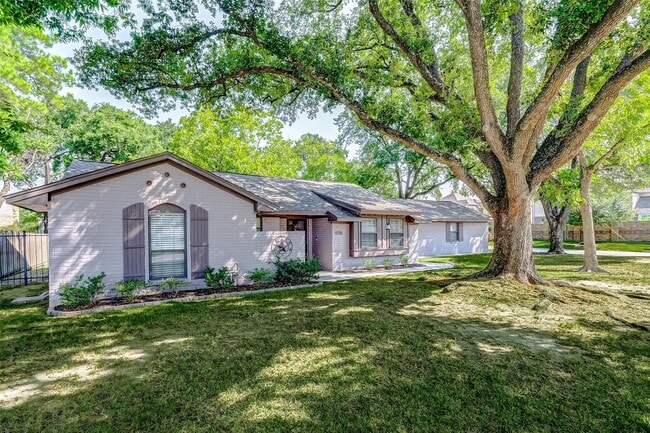 Building Photo - 9218 Hammerly Blvd