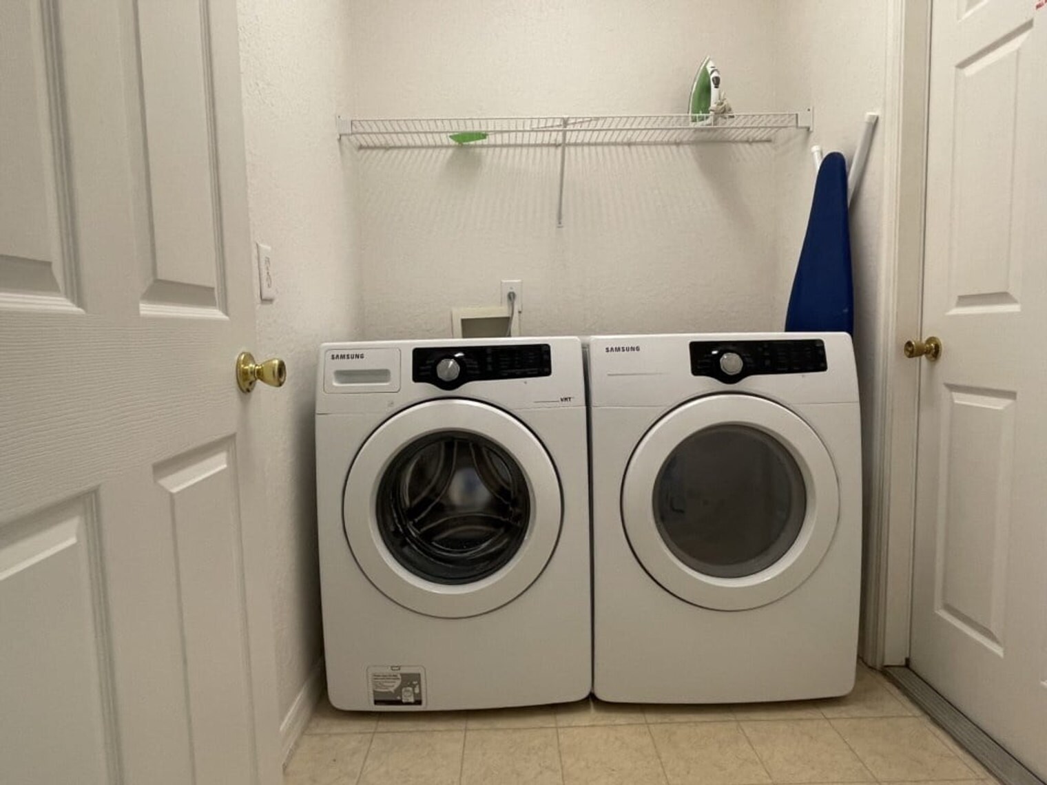 Building Photo - 315 Nottingham Way