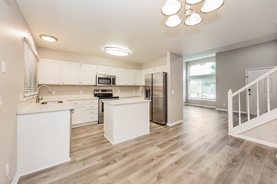 Building Photo - 8327 Chancellor Dr