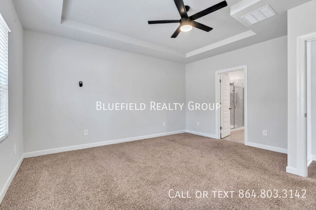 Building Photo - 442 Harben Dr