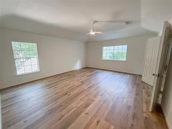 Building Photo - 150 Rushwing Pl