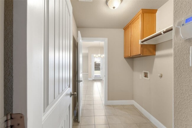 Building Photo - 3816 Fordham St