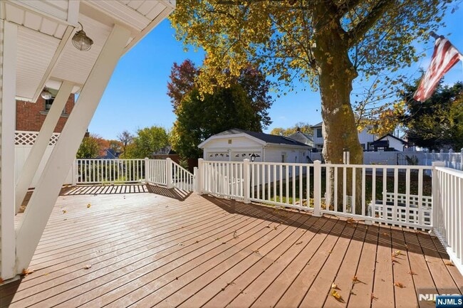 Building Photo - 85 Beckwith Pl