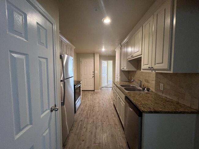 Building Photo - 2218 16th St