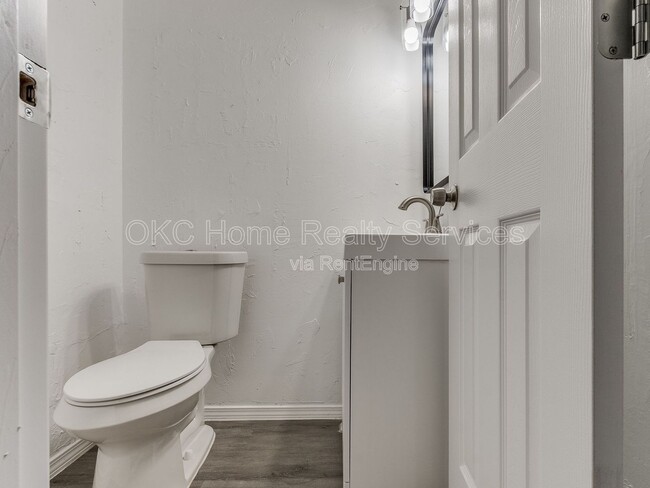 Building Photo - 4229 Del Rd