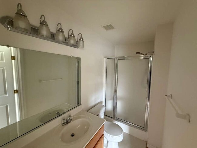 Building Photo - 9903 Magnolia Pointe Ct