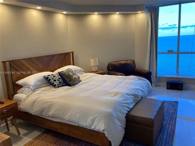 Building Photo - 6767 Collins Ave