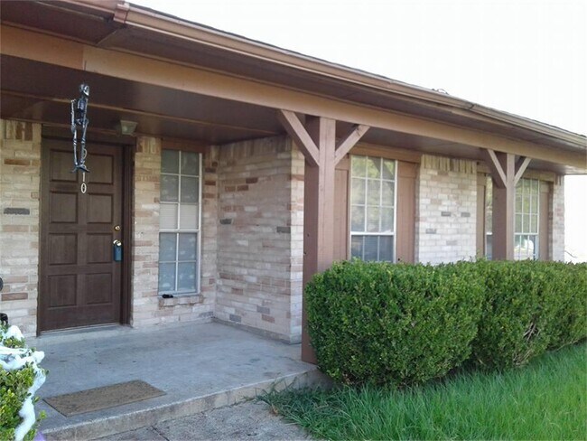 Primary Photo - 9610 Wellsworth Dr