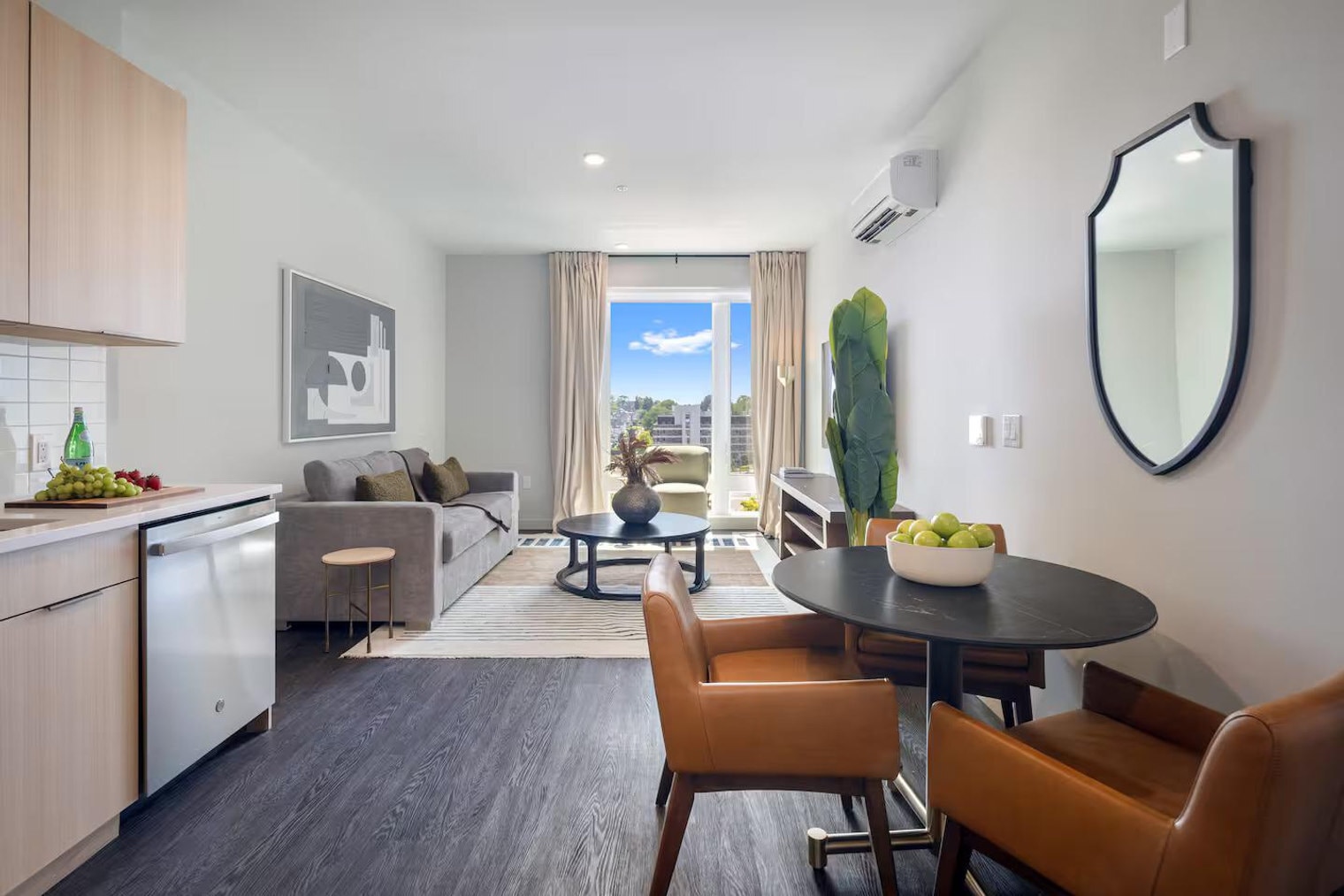 Building Photo - 51 S Broadway