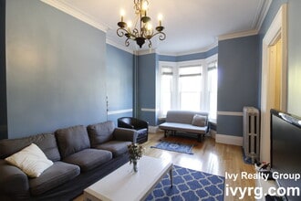 Building Photo - 196 Dorchester St