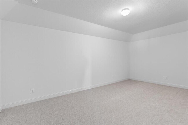 Building Photo - 508 Pinnacle View Dr