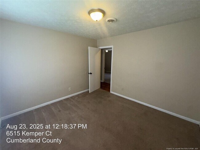Building Photo - 6515 Kemper Ct