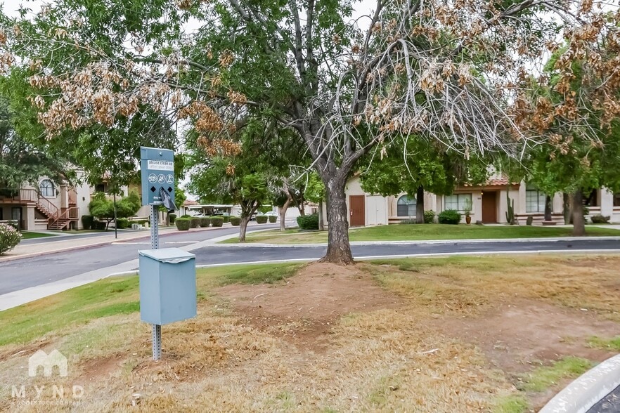 Building Photo - 4545 N 67th Ave