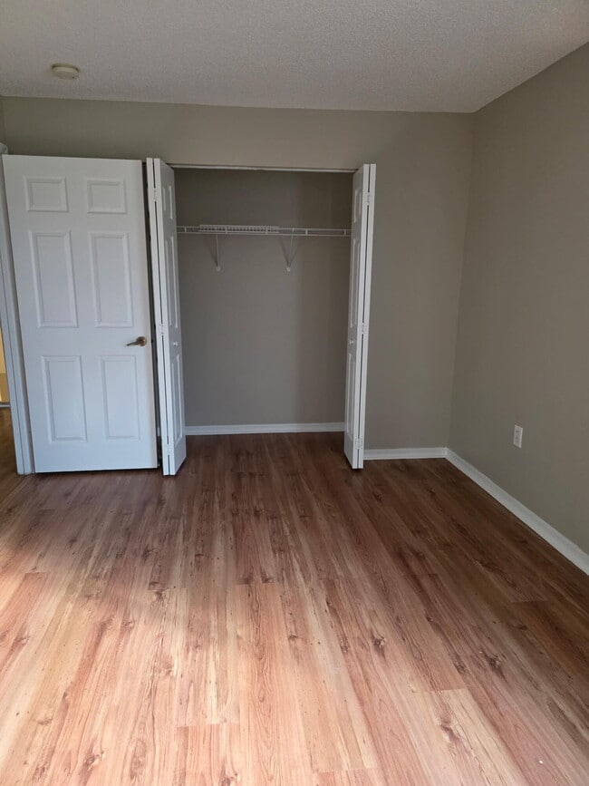 Building Photo - 1350 NW 143rd Ave