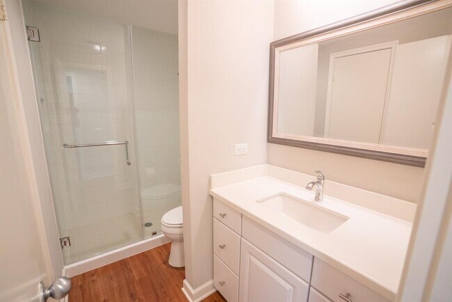 Building Photo - 4144 Greystone Way