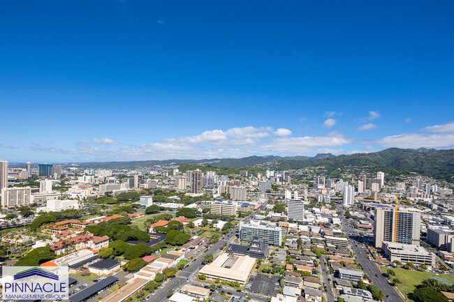 Building Photo - 1296 Kapiolani Blvd